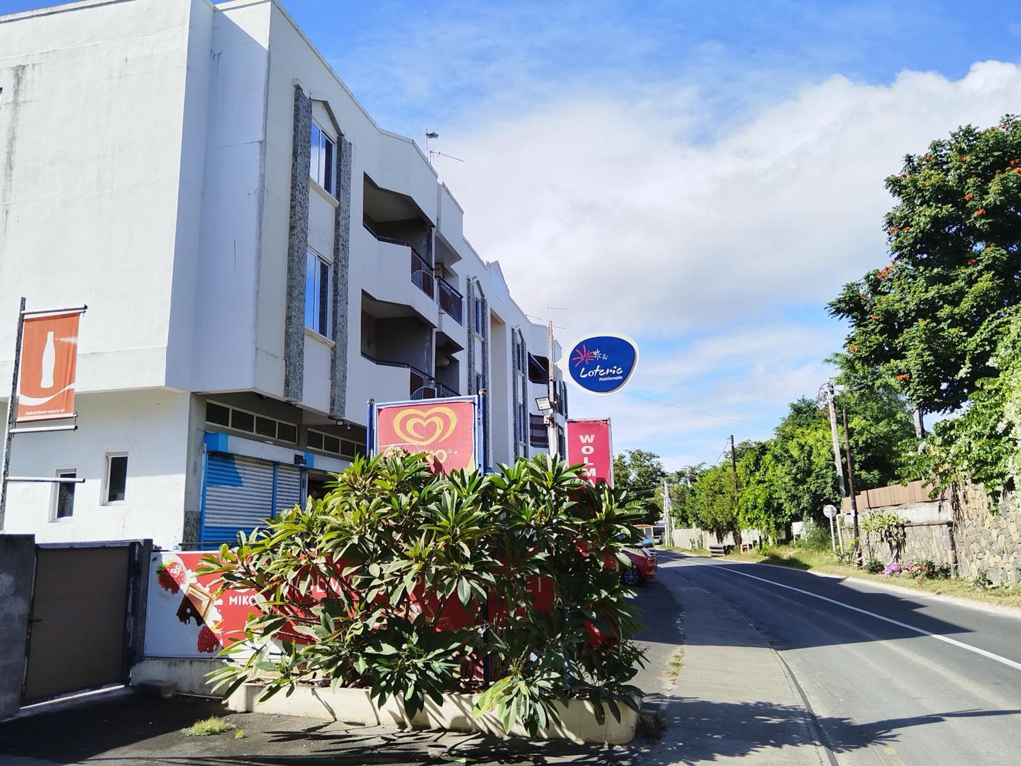 Morsky Vanek Apartment Flic-en-Flacq Exterior foto